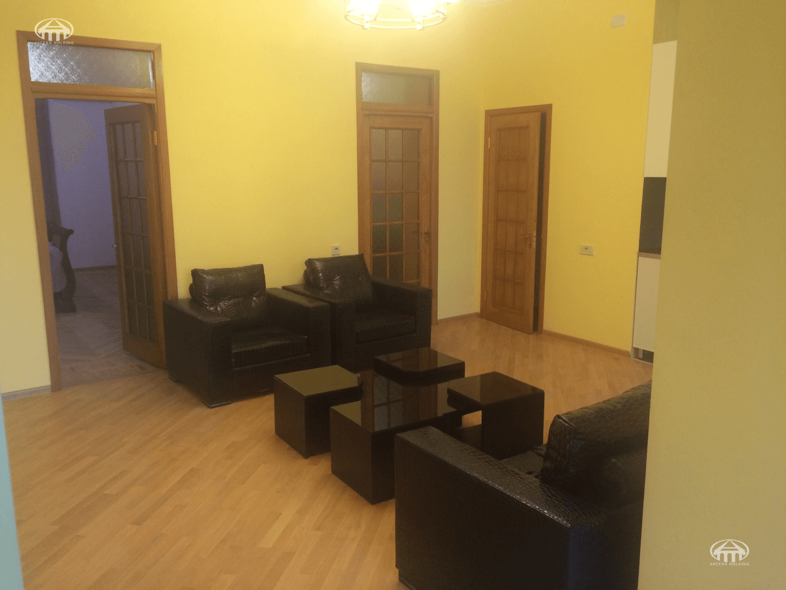 Բնակարան · 3 սեն. · 96 մ² · Կենտրոն — Լուսանկար 4 / 9