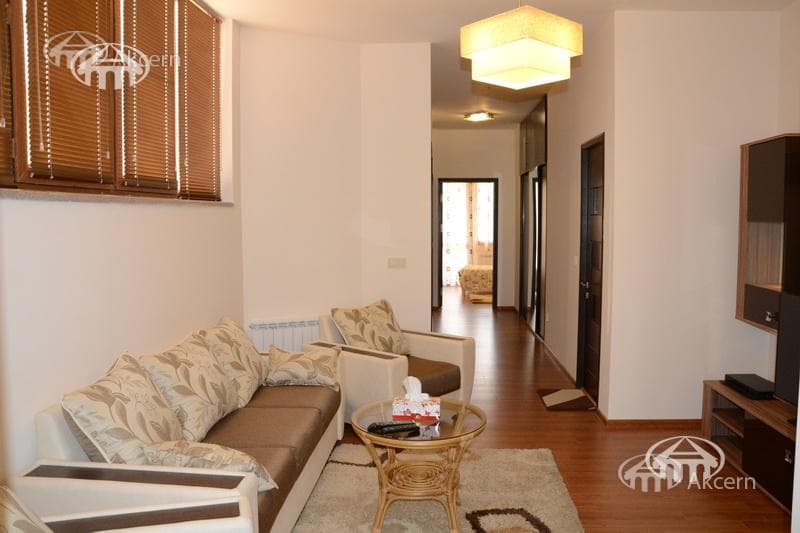 Квартира · 4 комн. · 135 м² · Кентрон