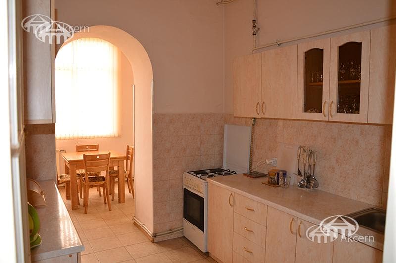 Квартира · 2 комн. · 77 м² · Арабкир