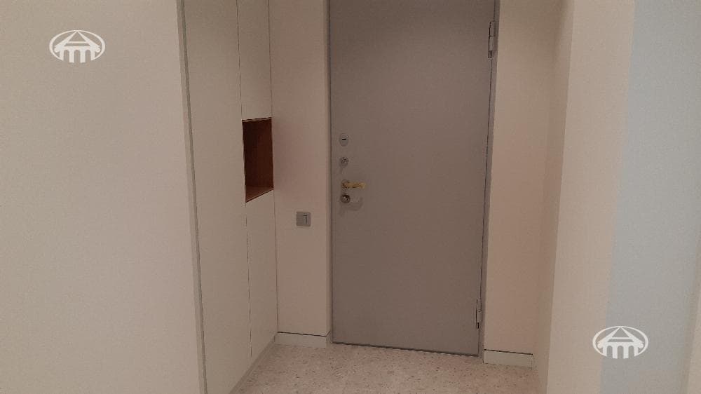 Apartment · 2 rooms · 83 m² · Kentron