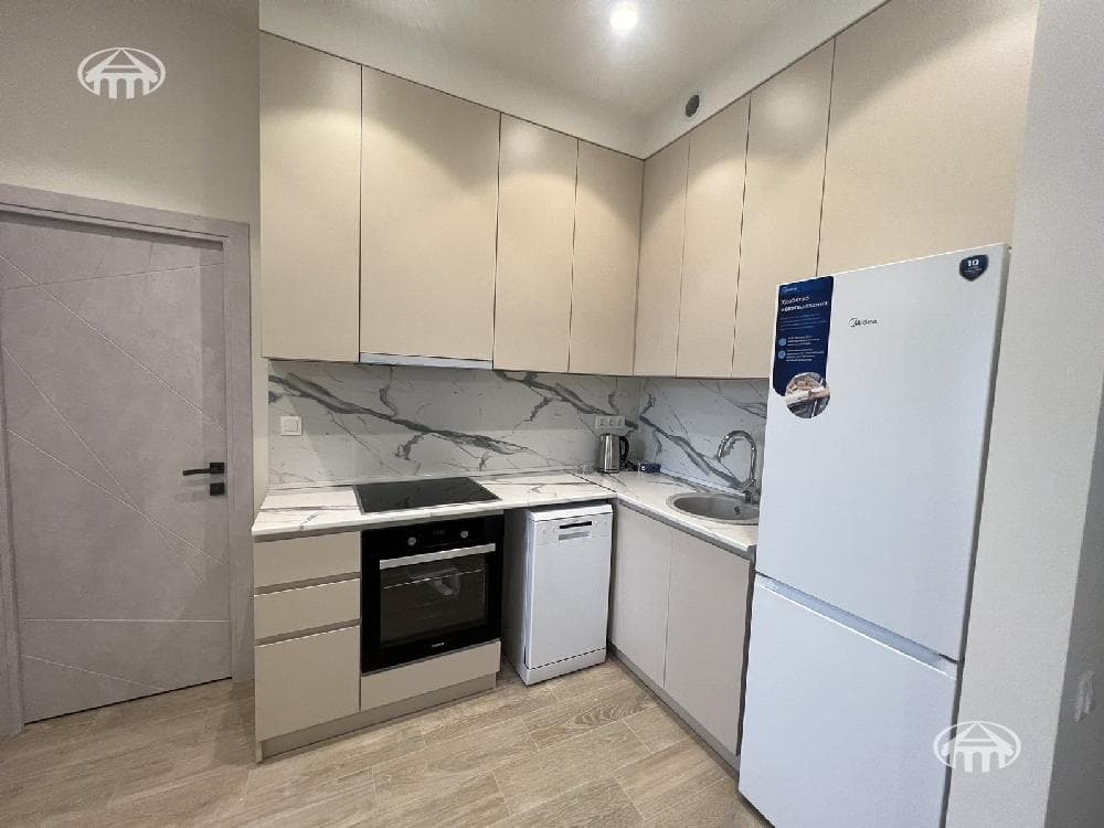 Квартира · 2 комн. · 56 м² · Кентрон