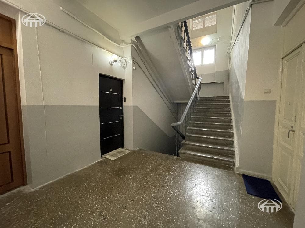 Квартира · 2 комн. · 57 м² · Кентрон