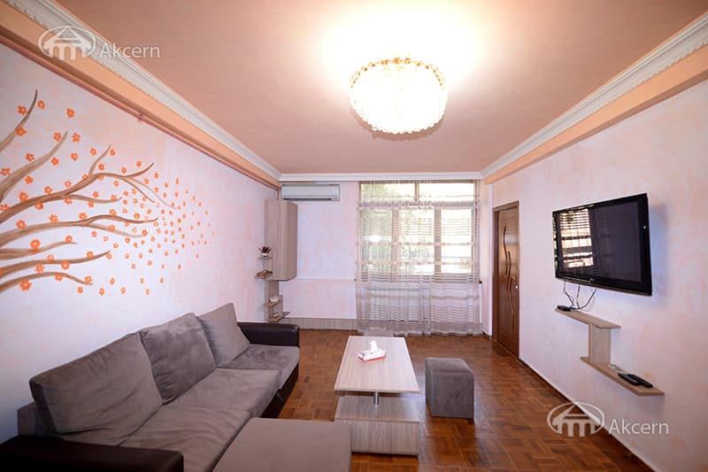 Apartment · 2 rooms · 55 m² · Kentron