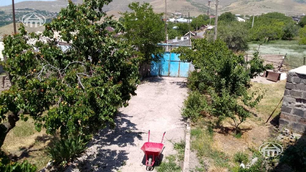 Mansion · 6 rooms · 232 m² · Geghadir