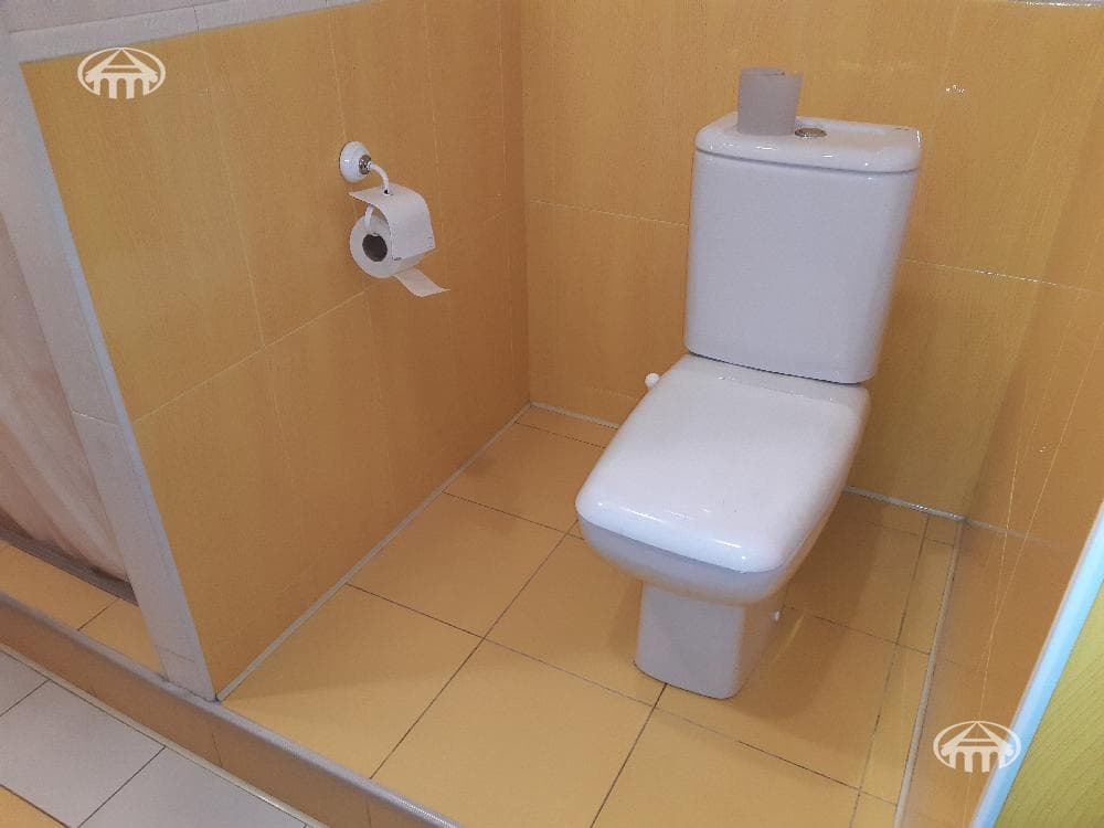 Дом · 5 комн. · 392 м² · Кентрон