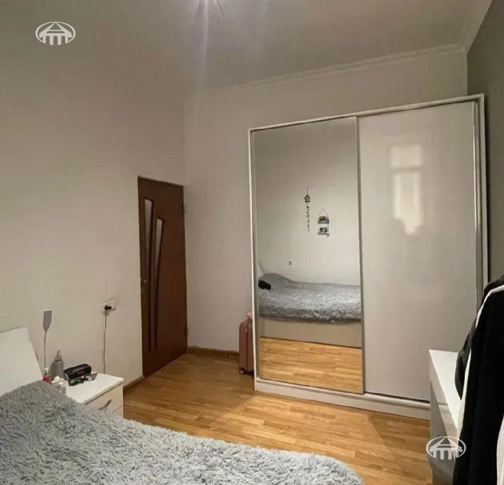 Квартира · 3 комн. · 87 м² · Кентрон