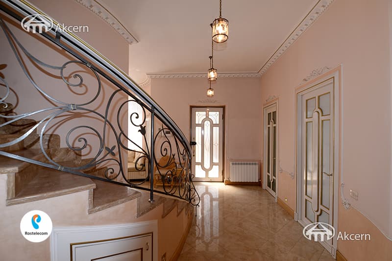 Дом · 8 комн. · 468 м² · Малатия-Себастия
