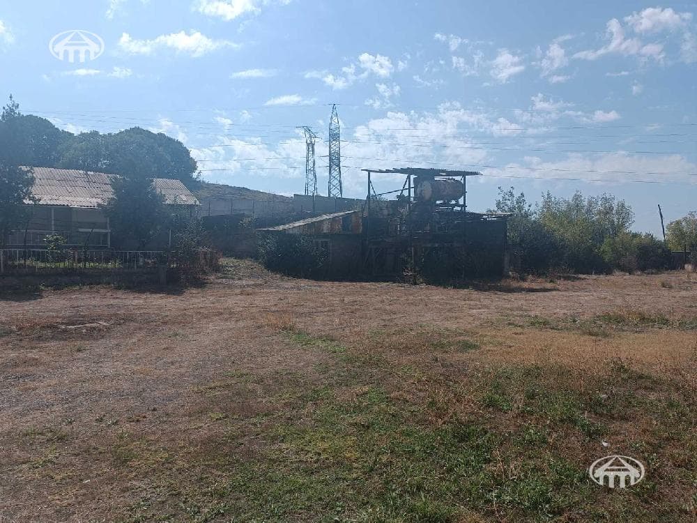 Прочее · 1 000 м² · Арамус
