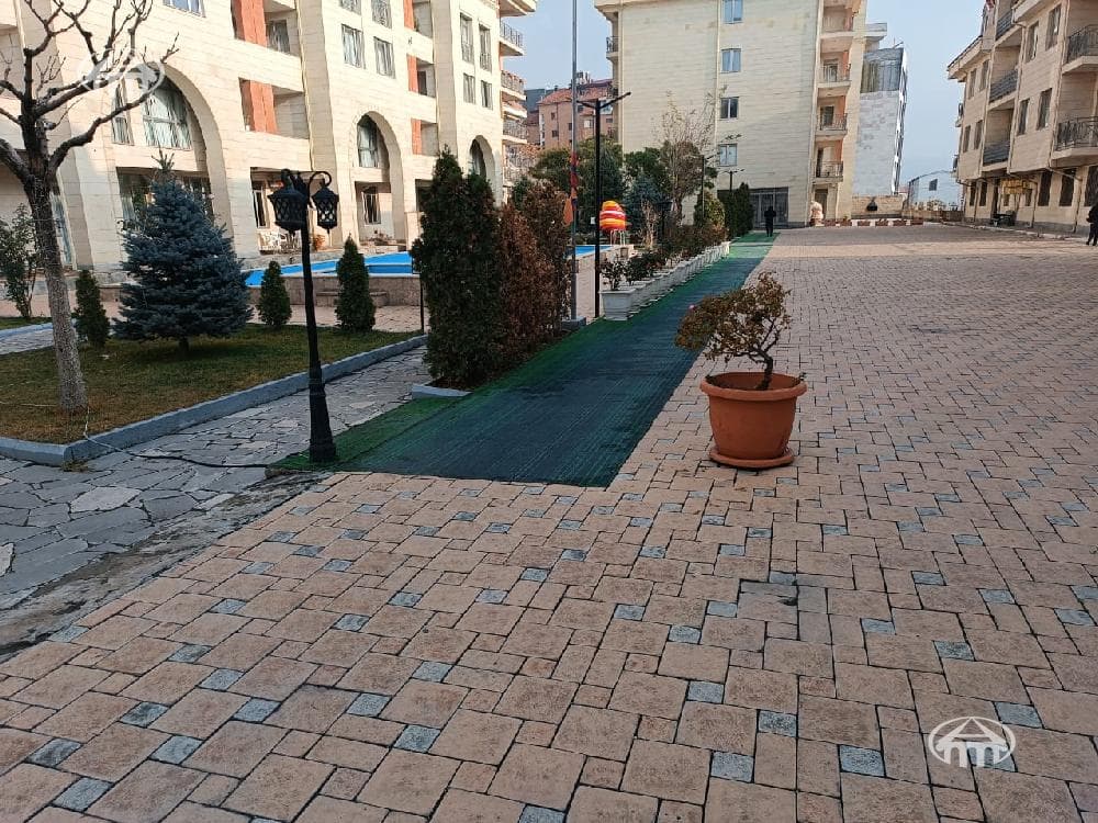 Квартира · 3 комн. · 120 м² · Кентрон