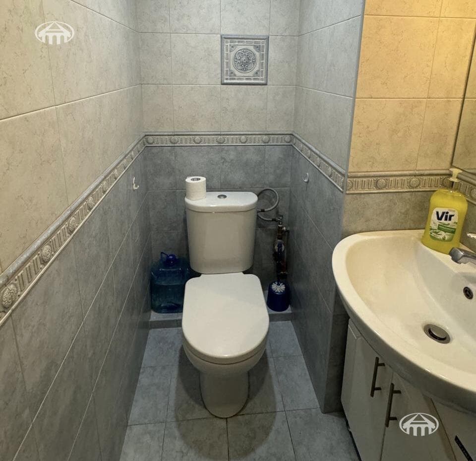 Apartment · 2 rooms · 70 m² · Kentron