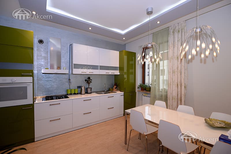 Дом · 4 комн. · 210 м² · Канакер-Зейтун