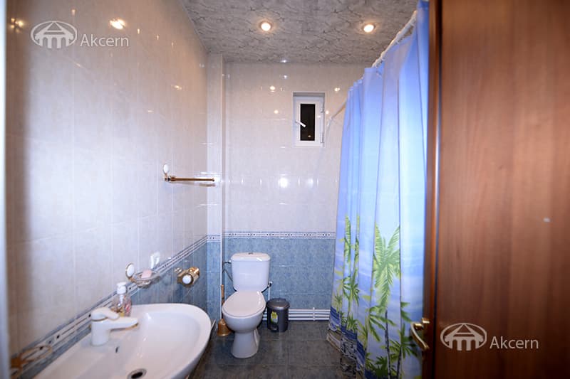 Mansion · 4 rooms · 273 m² · Ajapnyak