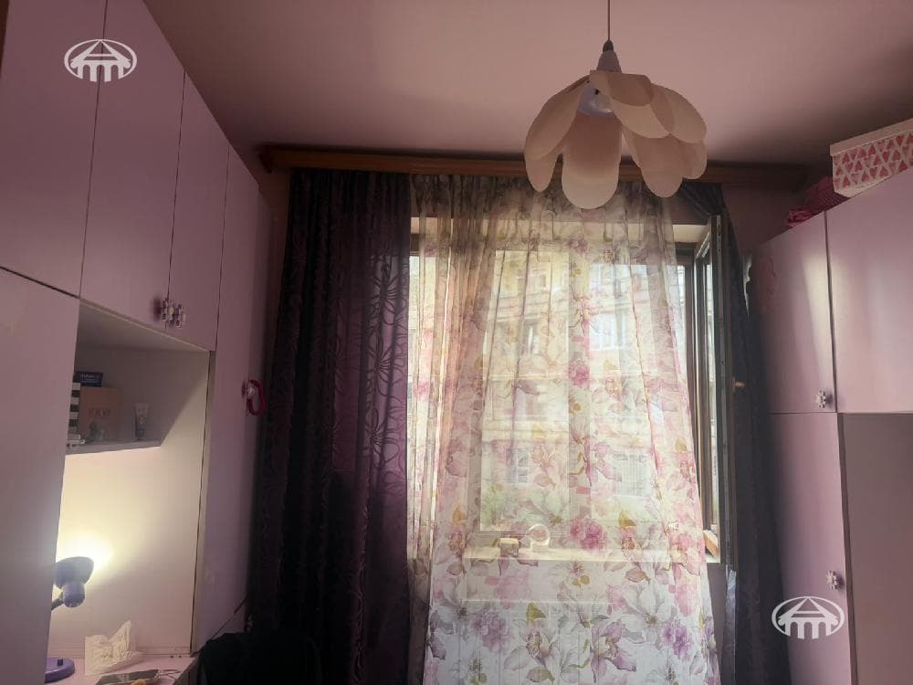 Apartment · 4 rooms · 99 m² · Kentron