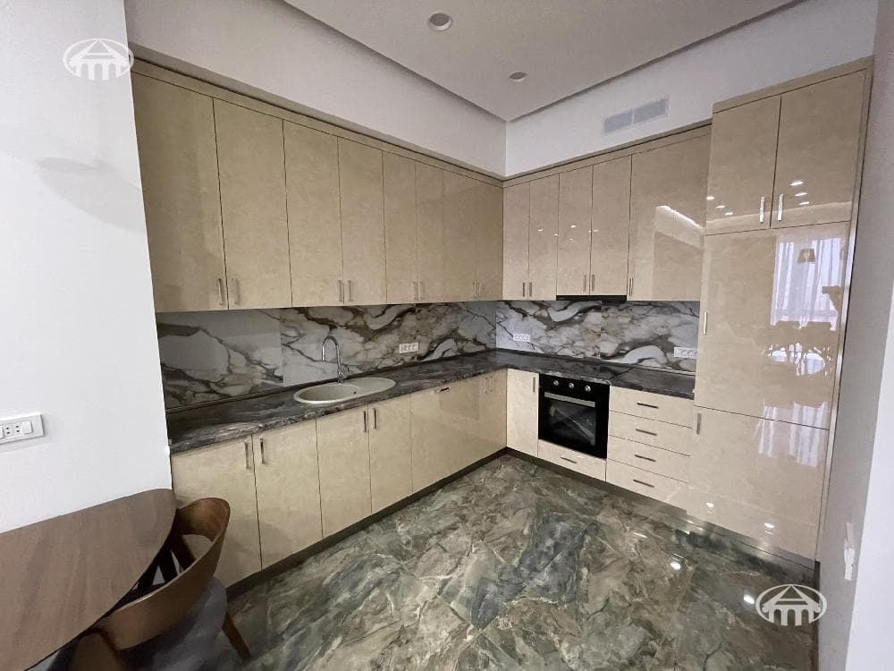 Квартира · 2 комн. · 68 м² · Канакер-Зейтун