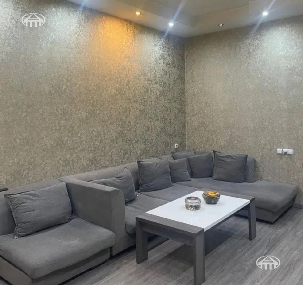 Квартира · 3 комн. · 87 м² · Кентрон