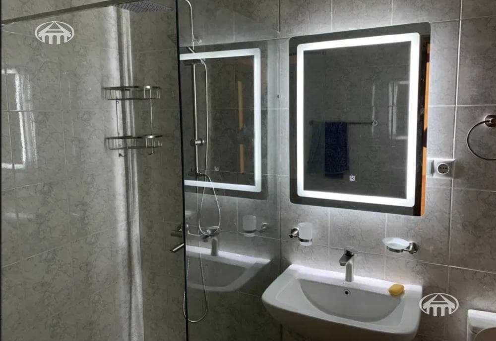 Apartment · 3 rooms · 118 m² · Kanaker-Zeytun