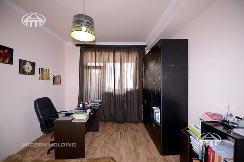 Apartment · 3 rooms · 93 m² · Kanaker-Zeytun