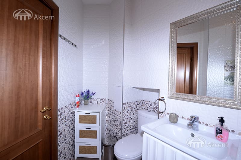 Квартира · 2 комн. · 49 м² · Кентрон
