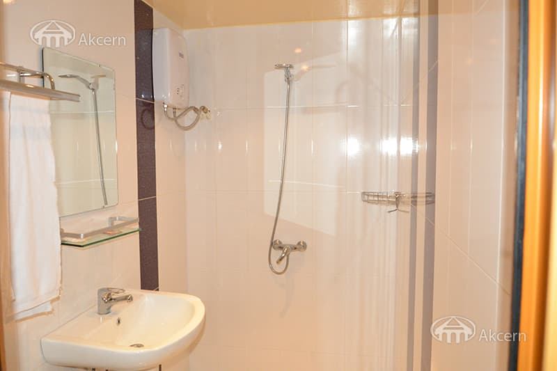 Ресторан · 1 200 м² · Эребуни