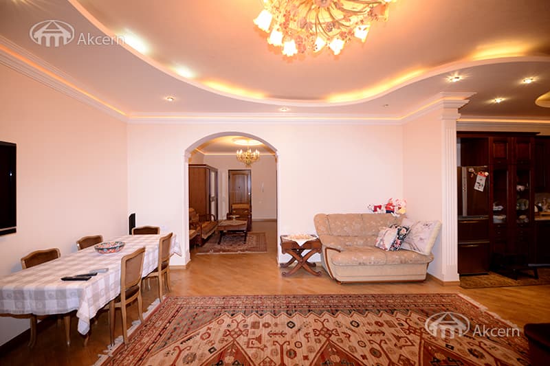 Квартира · 4 комн. · 153 м² · Арабкир
