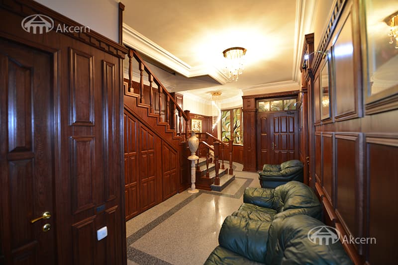 Дом · 7 комн. · 400 м² · Арабкир