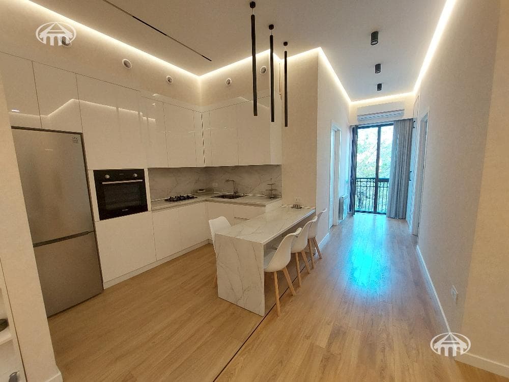 Квартира · 3 комн. · 60 м² · Кентрон