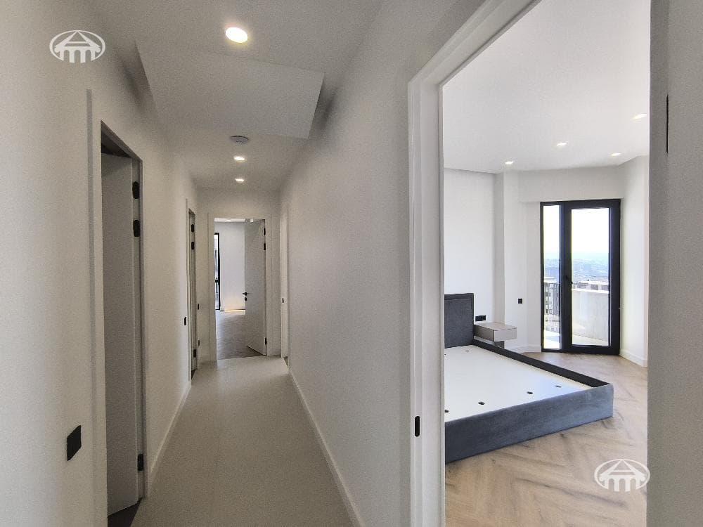 Apartment · 6 rooms · 352 m² · Arabkir