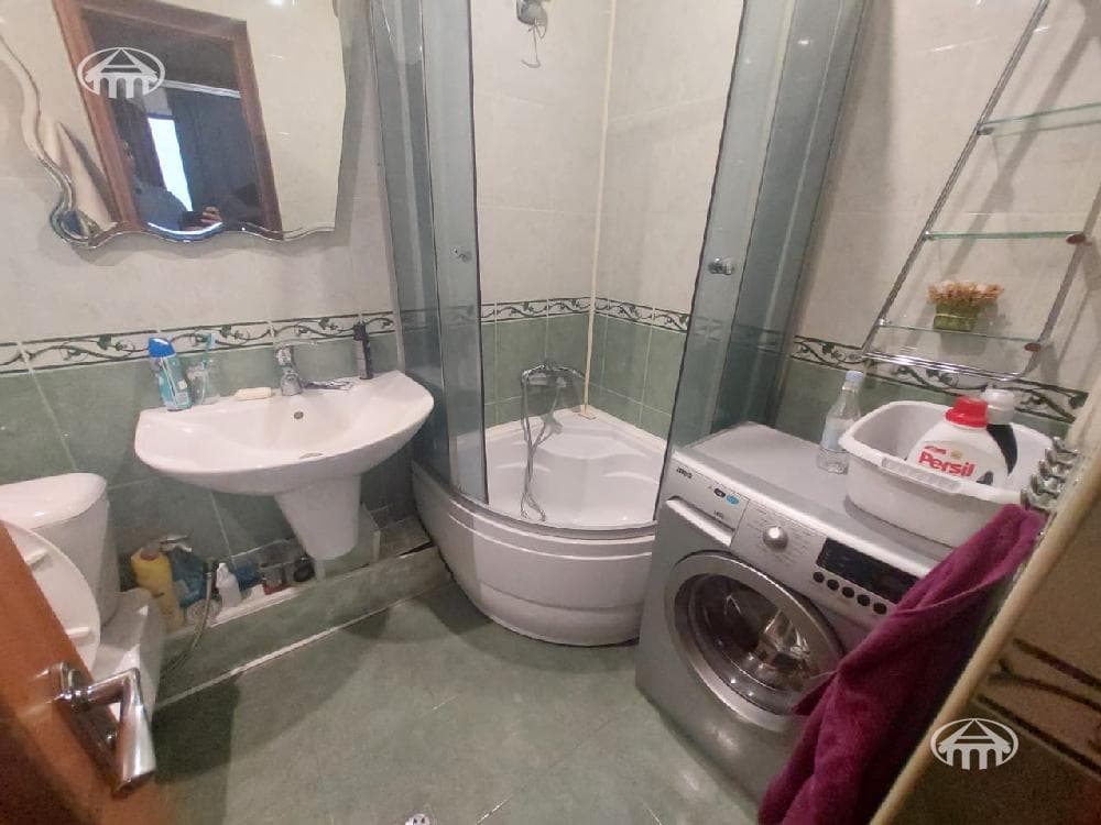 Apartment · 3 rooms · 129 m² · Kentron — photo 9 / 12