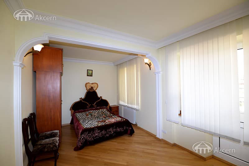 Квартира · 5 комн. · 187 м² · Канакер-Зейтун