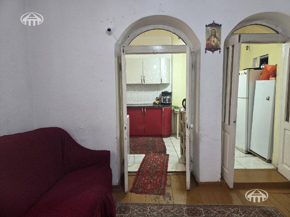 Սեփական տուն · 6 սեն. · 237 մ² · Նորք-Մարաշ