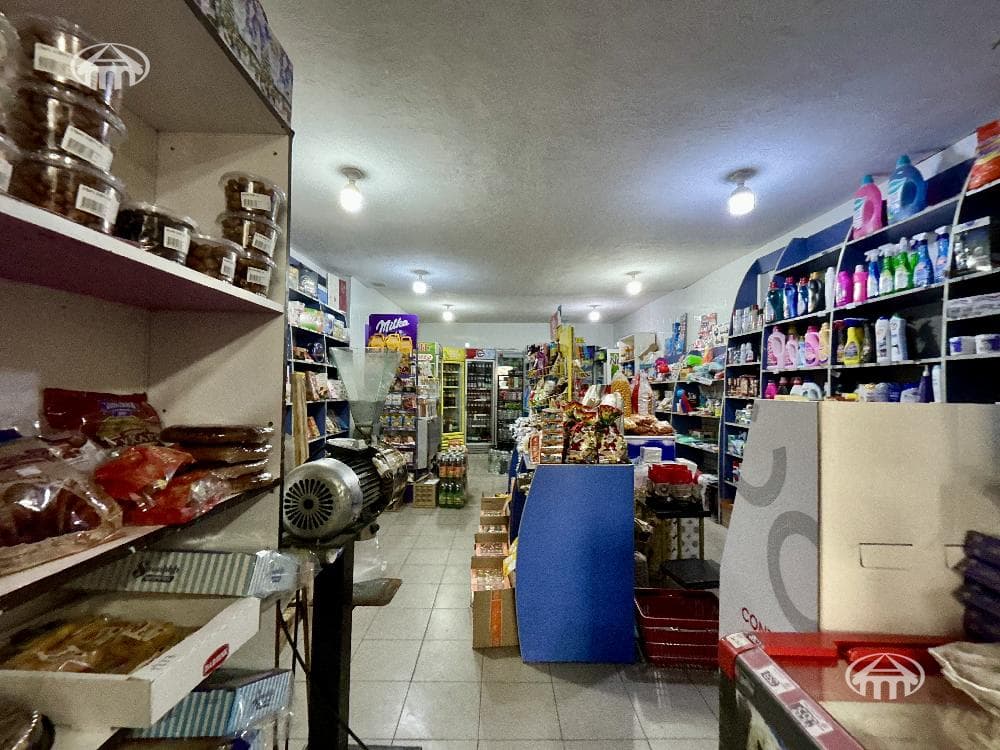 Retail · 97 m² · Kanaker-Zeytun