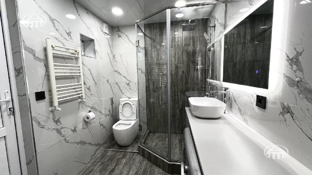 Квартира · 3 комн. · 68 м² · Кентрон