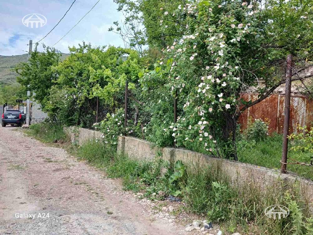 Հողատարածք · 700 մ² · գ. Բազմաղբյուր