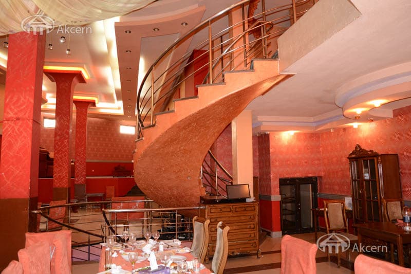 Restaurant · 1,127 m² · Kentron