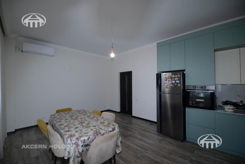 Особняк · 5 комн. · 380 м² · Аван