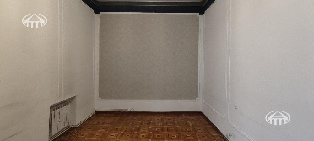 Особняк · 4 комн. · 180 м² · Кентрон