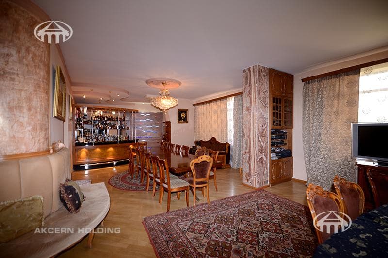Mansion · 9 rooms · 671 m² · Arabkir