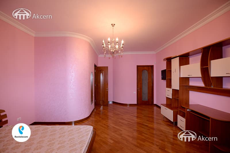 Առանձնատուն · 6 սեն. · 863 մ² · Նորք-Մարաշ