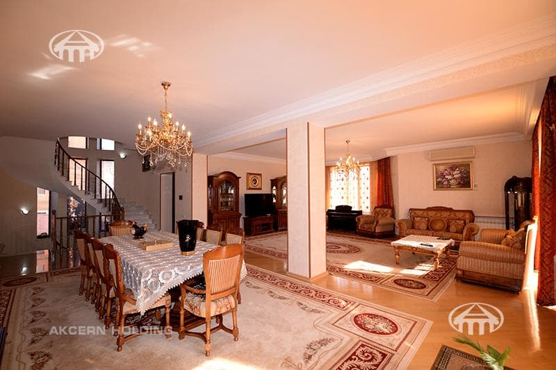 Особняк · 7 комн. · 575 м² · Давташен
