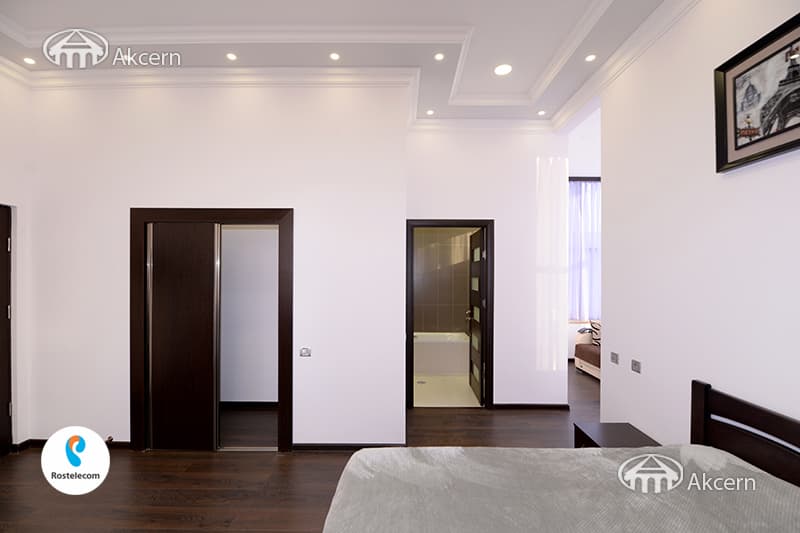 Особняк · 8 комн. · 520 м² · с. Ариндж