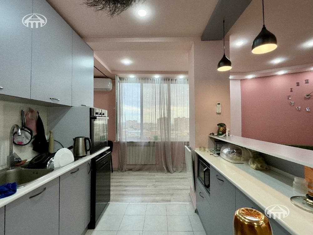 Квартира · 2 комн. · 66 м² · Аджапняк