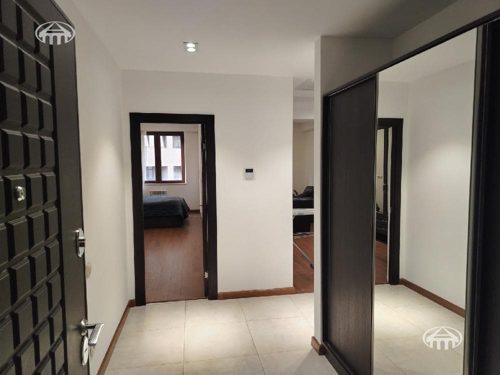 Квартира · 4 комн. · 129 м² · Кентрон