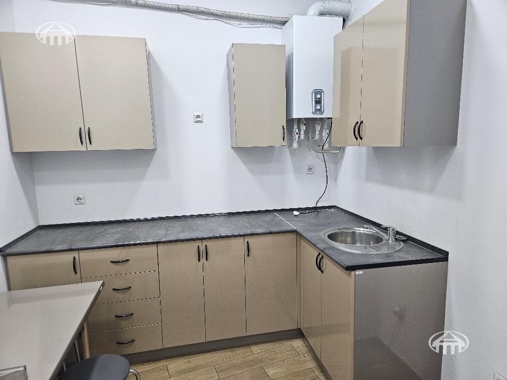 Retail · 210 m² · Nor Nork