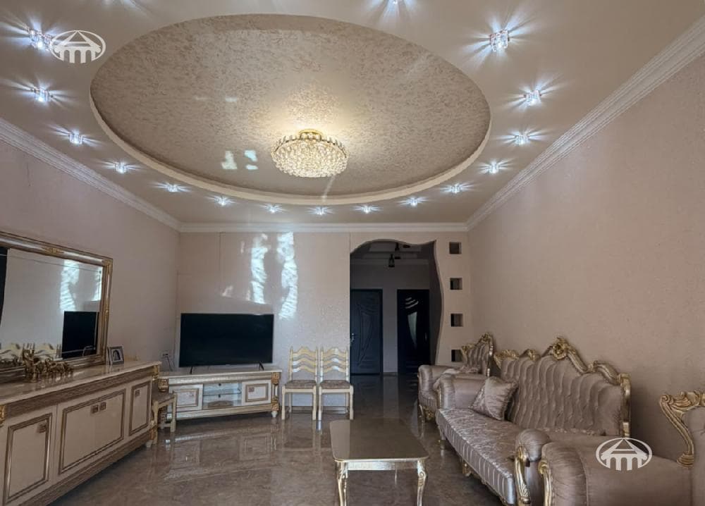 Квартира · 3 комн. · 83 м² · Шенгавит