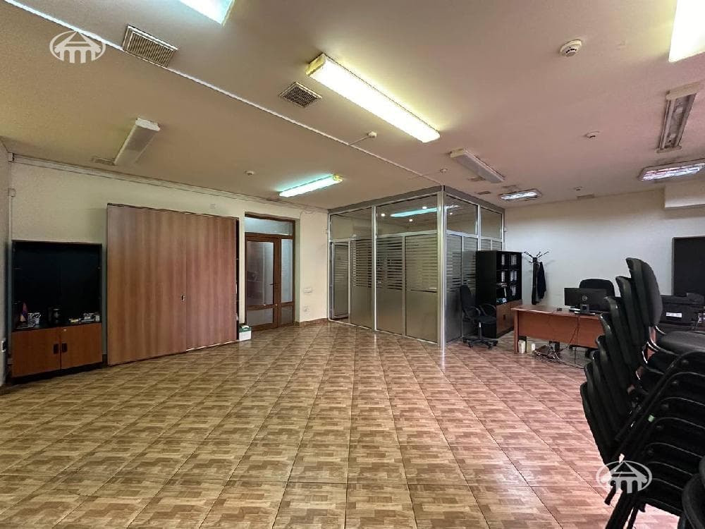 Офис · 275 м² · Кентрон