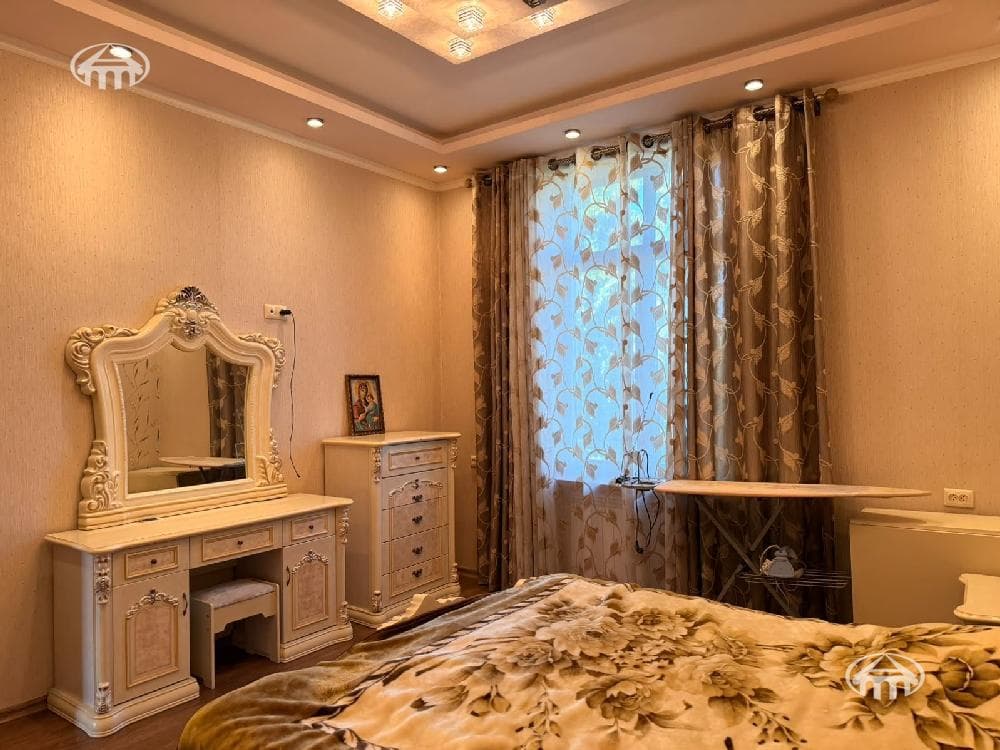 Квартира · 3 комн. · 83 м² · Шенгавит