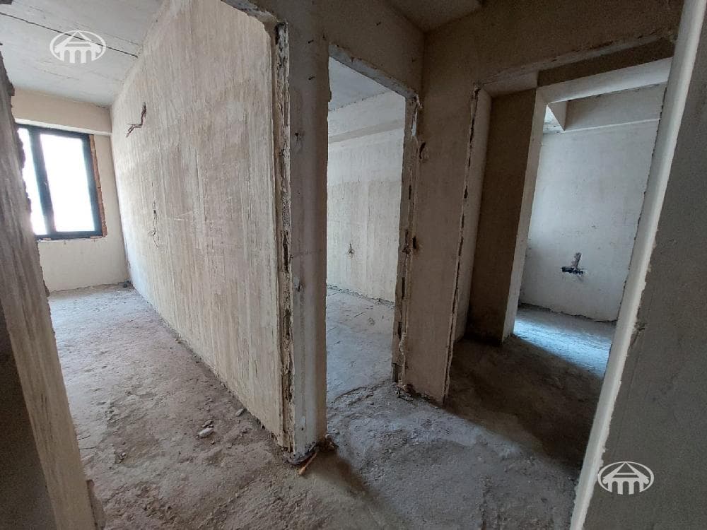 Apartment · 4 rooms · 110 m² · Kentron
