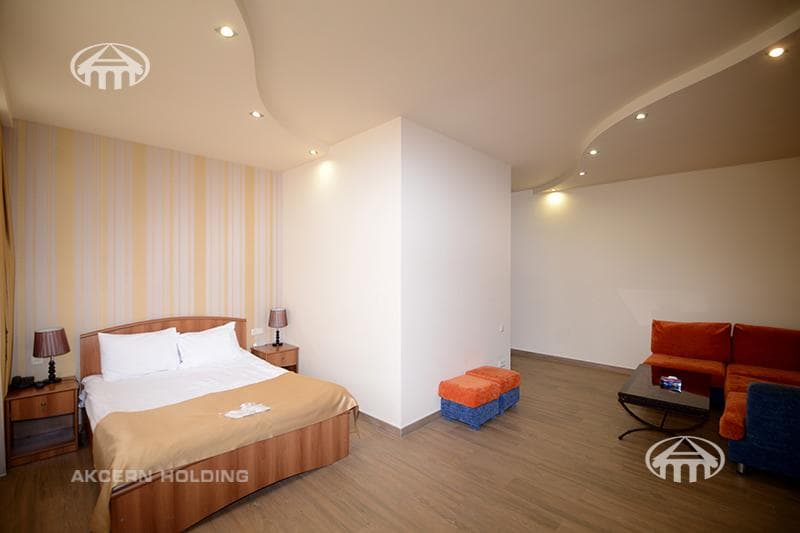 Hotel · 2,918 m² · Sevan