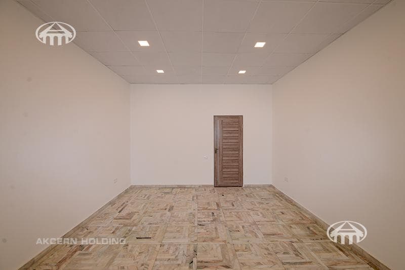Office · 103 m² · Kentron