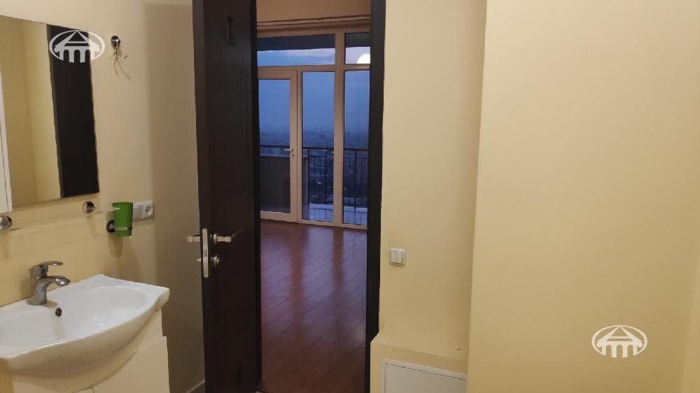 Квартира · 3 комн. · 123 м² · Норк-Мараш